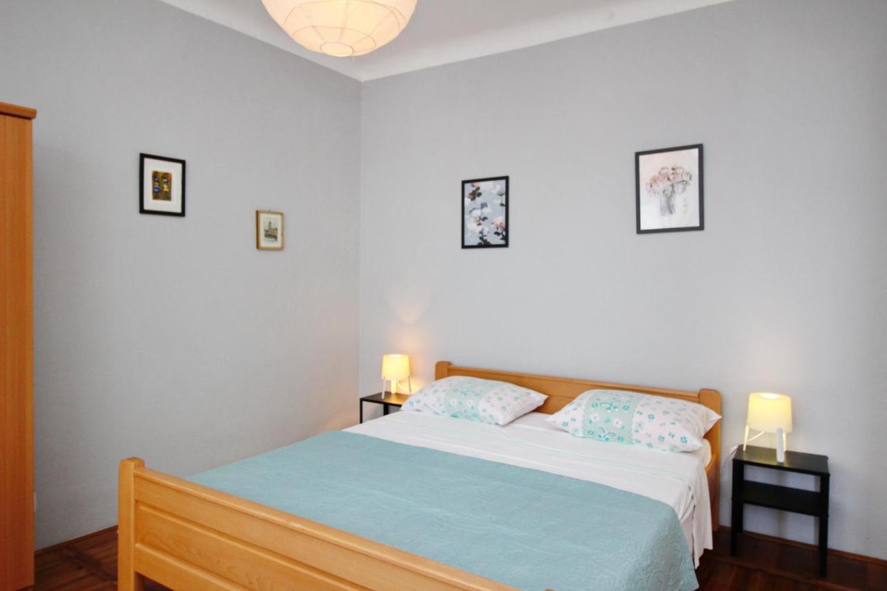 Apartment Kalcic Baška Екстериор снимка