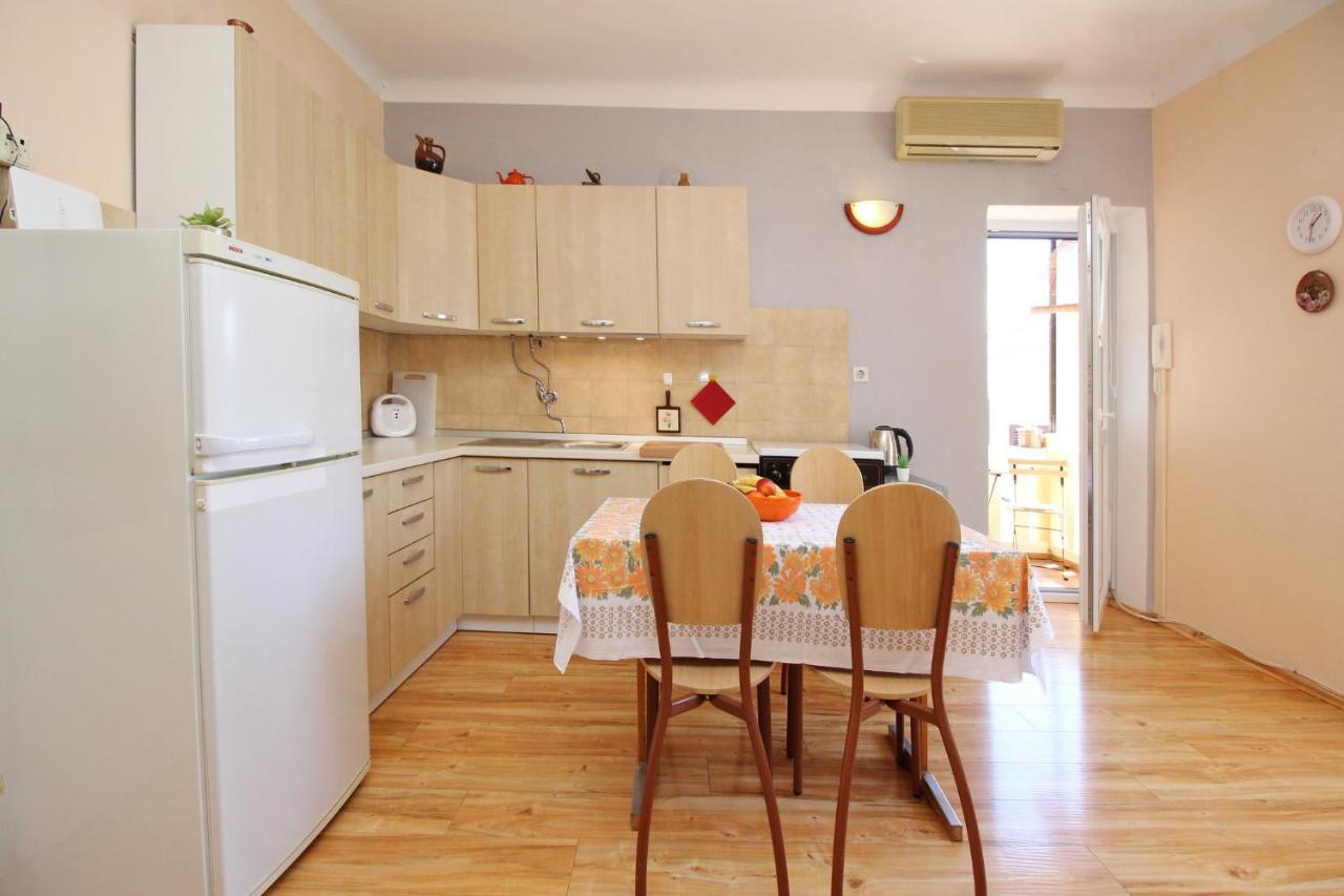 Apartment Kalcic Baška Екстериор снимка