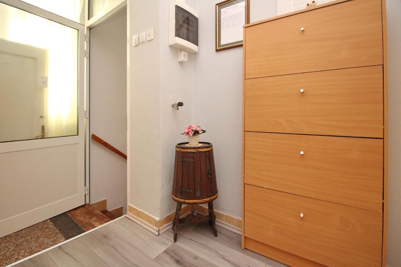 Apartment Kalcic Baška Екстериор снимка