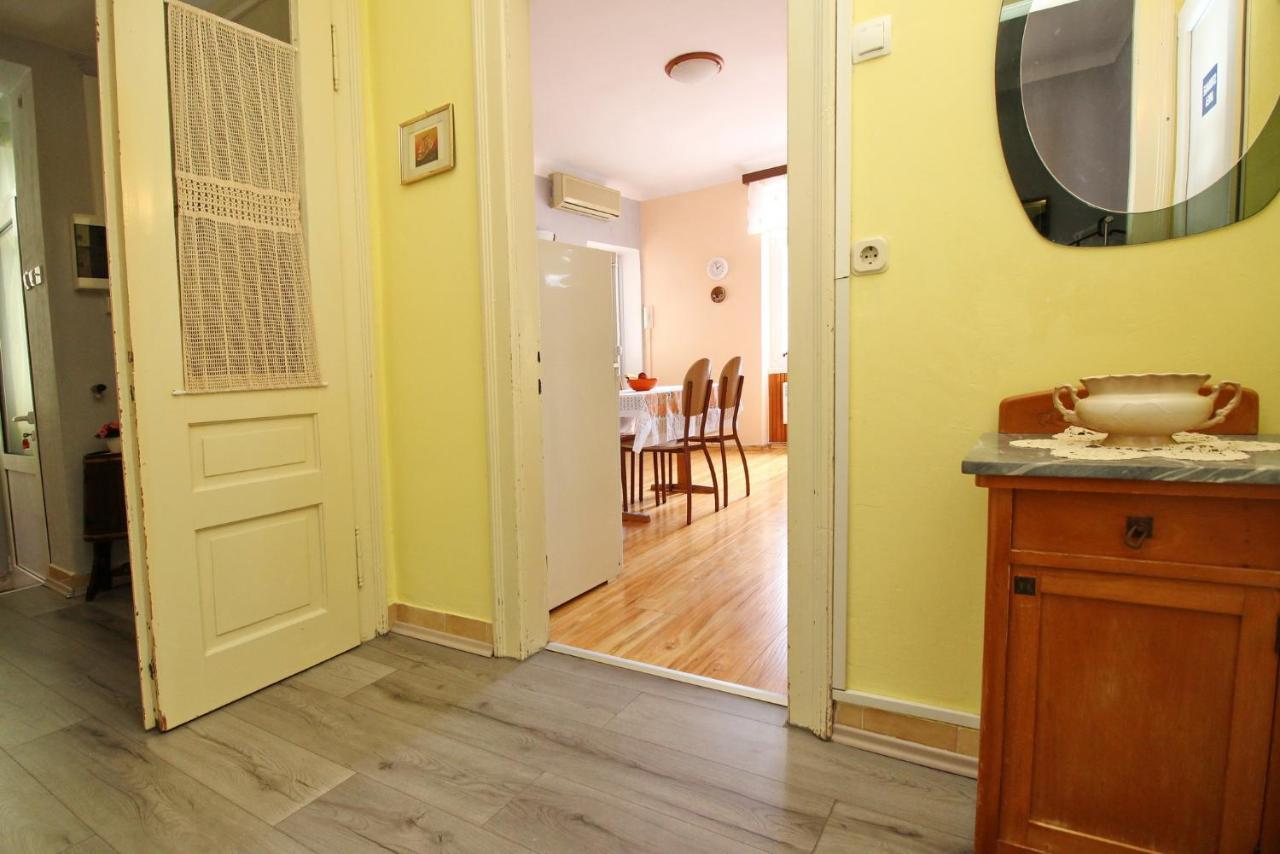 Apartment Kalcic Baška Екстериор снимка