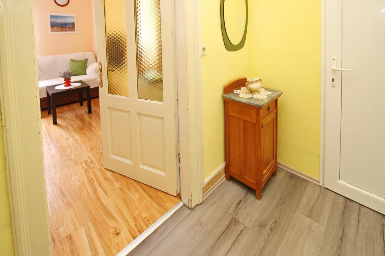 Apartment Kalcic Baška Екстериор снимка